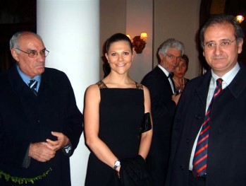 Taormina, 30 gennaio 2009. S.A.R. la Principessa Vittoria di Svezia è stata insignita del titolo di Amica Onoraria di Salvatore Quasimodo.